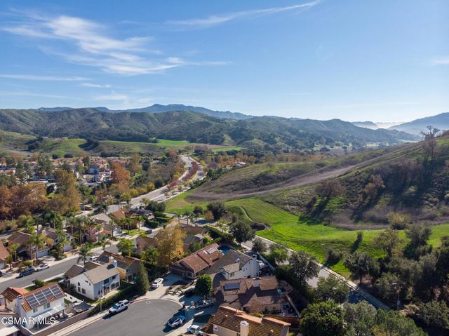 3831 Cottonwood Grove Trail, Calabasas, CA 91301