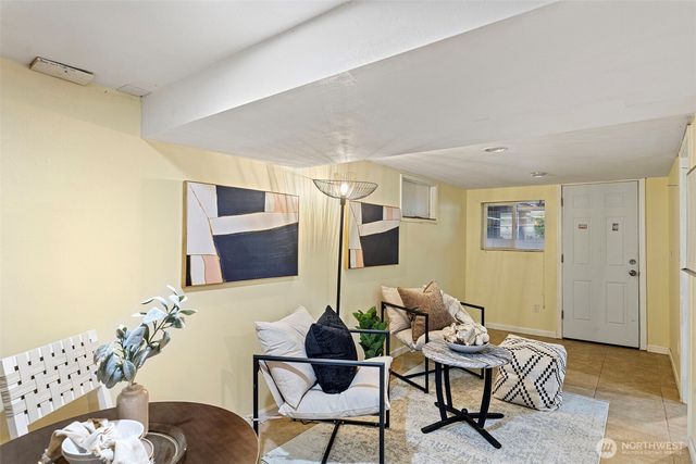 10205 Occidental Avenue S, Seattle, WA 98168