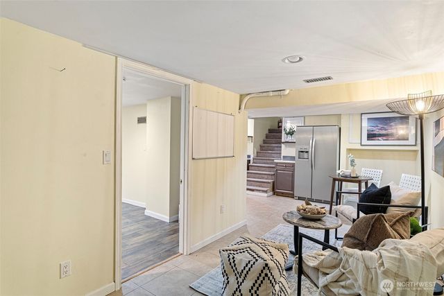 10205 Occidental Avenue S, Seattle, WA 98168