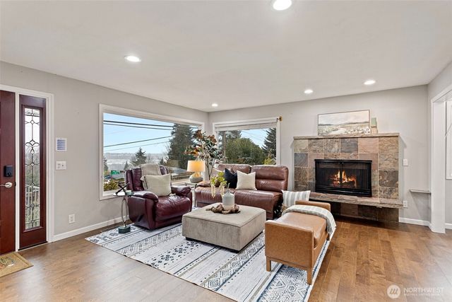 10205 Occidental Avenue S, Seattle, WA 98168