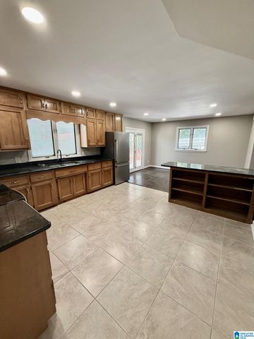 982 MONTEVALLO ROAD, Leeds, AL 35094