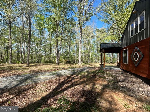 18184 CRAWFORD LN, Gordonsville, VA 22942