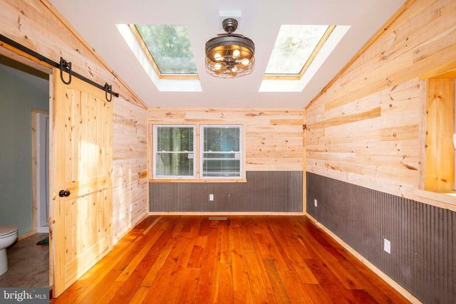 18184 CRAWFORD LN, Gordonsville, VA 22942