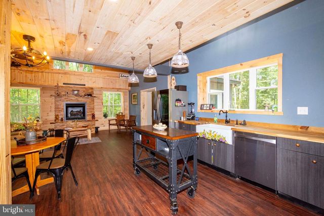 18184 CRAWFORD LN, Gordonsville, VA 22942