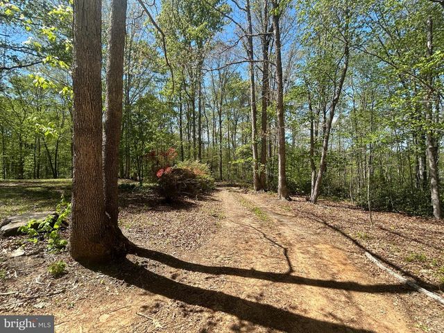 18184 CRAWFORD LN, Gordonsville, VA 22942