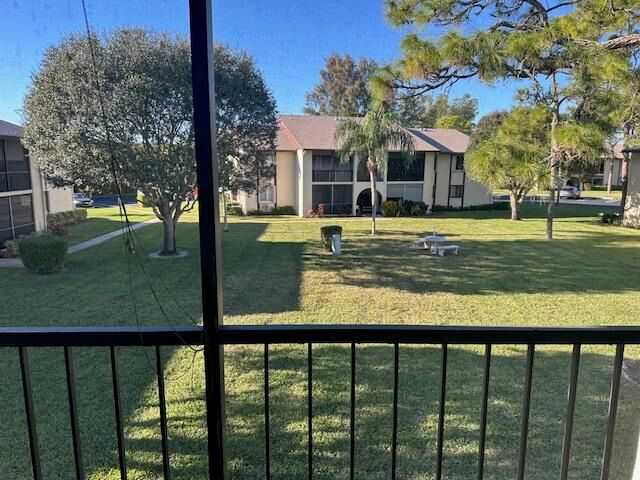 3625 La Aires Court B2, Greenacres, FL 33463