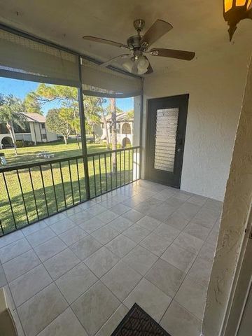 3625 La Aires Court B2, Greenacres, FL 33463