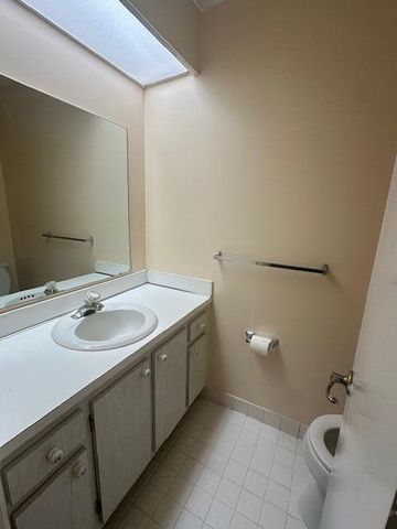 3625 La Aires Court B2, Greenacres, FL 33463