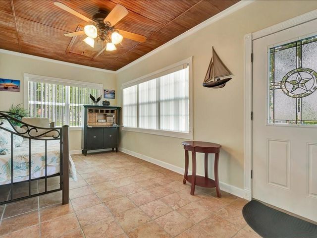 683 Water View Drive, Livingston, TX 77351
