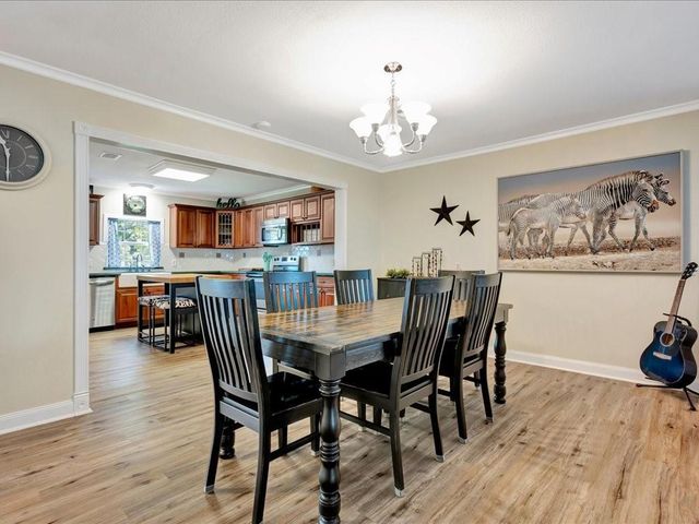 683 Water View Drive, Livingston, TX 77351