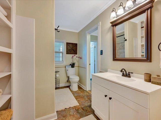 683 Water View Drive, Livingston, TX 77351