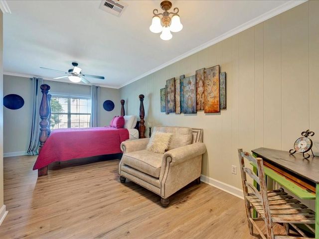 683 Water View Drive, Livingston, TX 77351