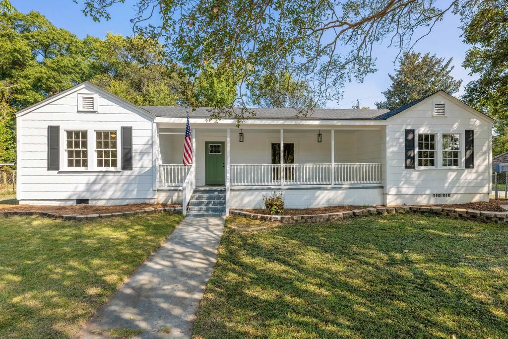 1800 16th Place, Phenix City, AL 36867
