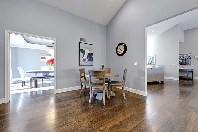 11021 Buena Vista Street, Leawood, KS 66211