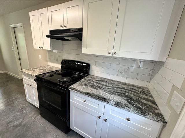 10796 Royal Magnolia, Conroe, TX 77303