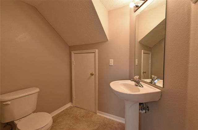 4077 DOLPHIN DRIVE, Tampa, FL 33617