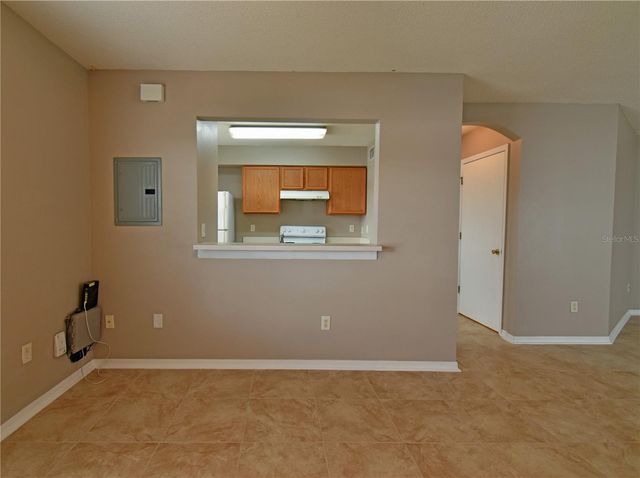 4077 DOLPHIN DRIVE, Tampa, FL 33617