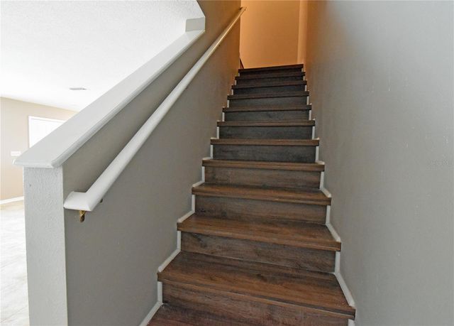 4077 DOLPHIN DRIVE, Tampa, FL 33617