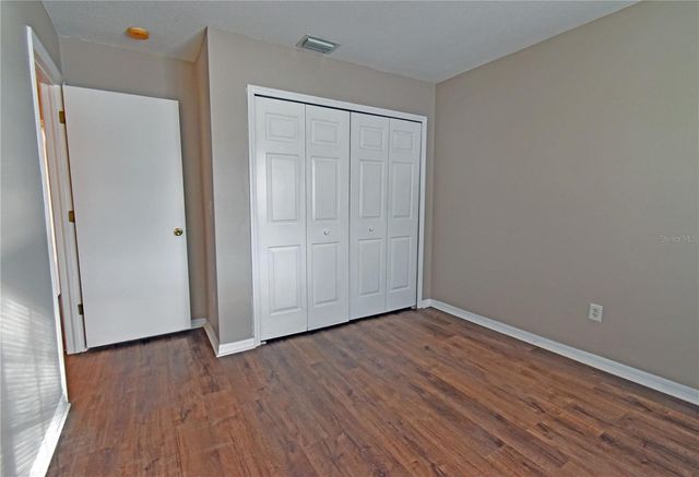 4077 DOLPHIN DRIVE, Tampa, FL 33617