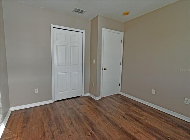 4077 DOLPHIN DRIVE, Tampa, FL 33617