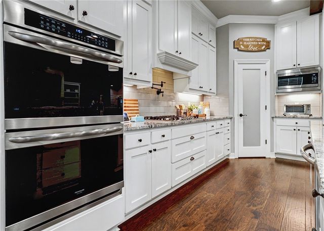 268 Via Taldo Street, Springdale, AR 72762