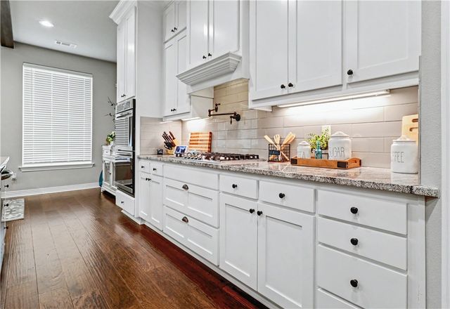268 Via Taldo Street, Springdale, AR 72762
