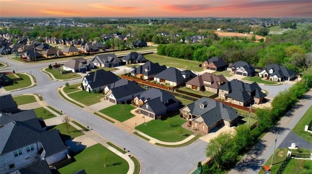 268 Via Taldo Street, Springdale, AR 72762