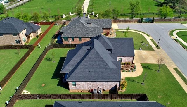 268 Via Taldo Street, Springdale, AR 72762