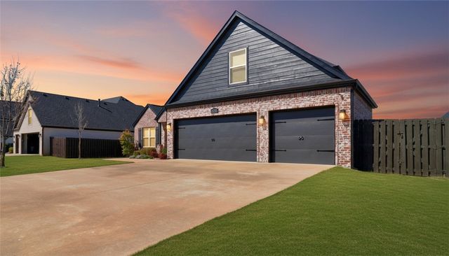 268 Via Taldo Street, Springdale, AR 72762