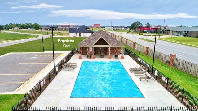 268 Via Taldo Street, Springdale, AR 72762