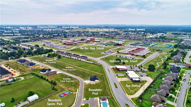 268 Via Taldo Street, Springdale, AR 72762