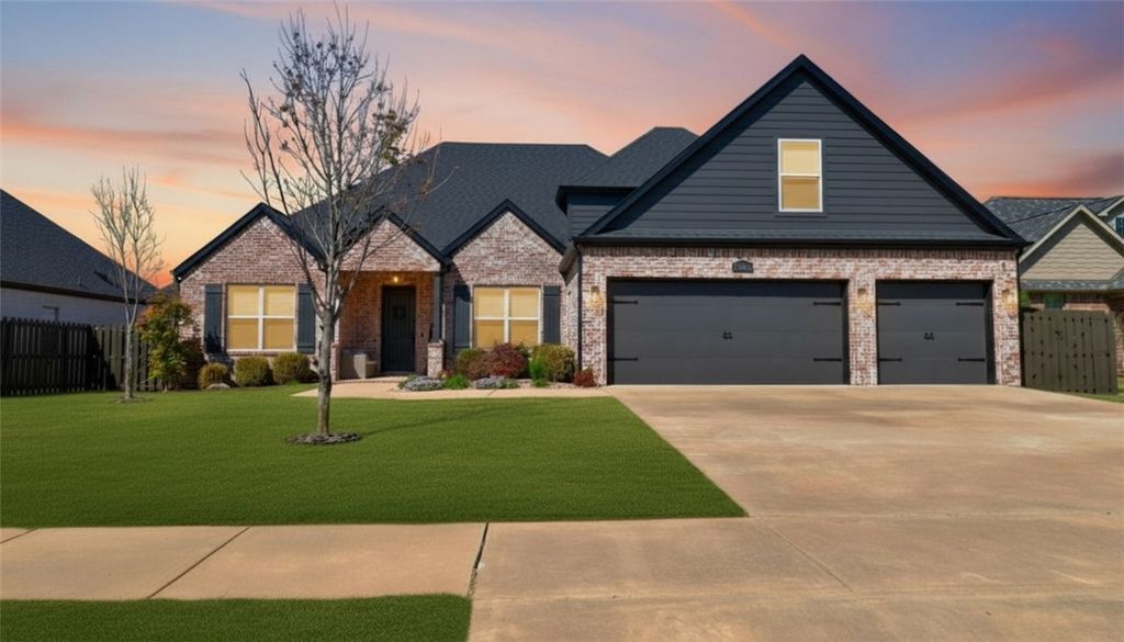 268 Via Taldo Street, Springdale, AR 72762