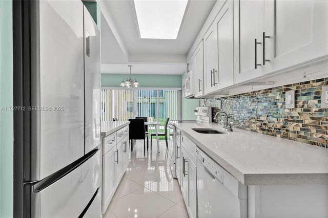 9311 SW 4th St 105B, Miami, FL 33174