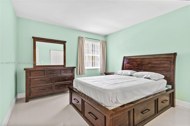 9311 SW 4th St 105B, Miami, FL 33174