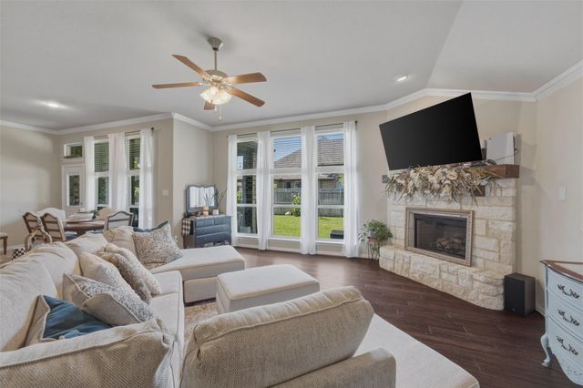 2955 Geneva Drive, Grand Prairie, TX 75054