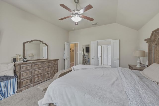 2955 Geneva Drive, Grand Prairie, TX 75054