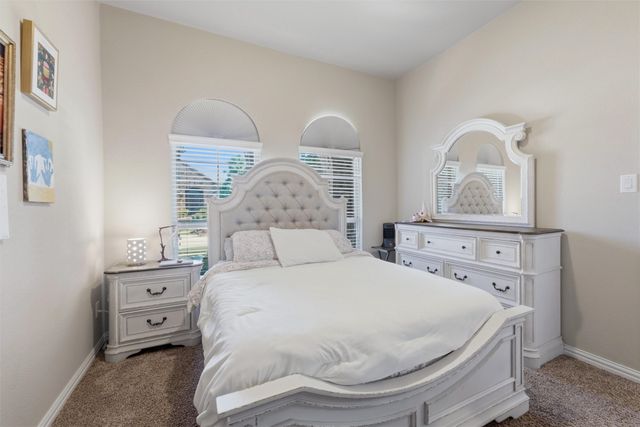2955 Geneva Drive, Grand Prairie, TX 75054