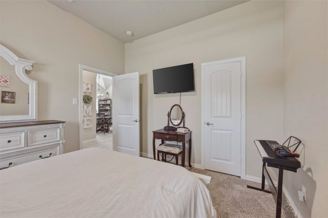 2955 Geneva Drive, Grand Prairie, TX 75054