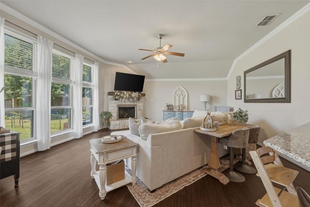 2955 Geneva Drive, Grand Prairie, TX 75054