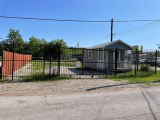 2846 Bedford Street, Dallas, TX 75212