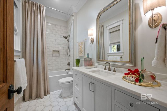 201 Flatwoods Drive, Fairhope, AL 36532