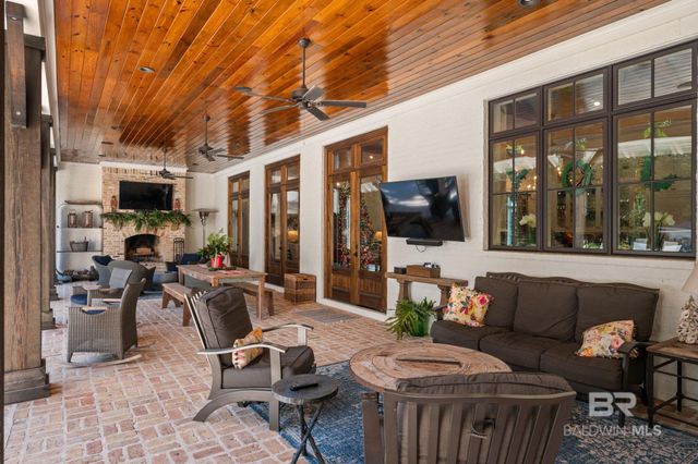 201 Flatwoods Drive, Fairhope, AL 36532