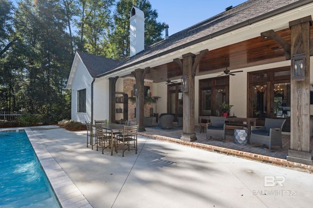 201 Flatwoods Drive, Fairhope, AL 36532