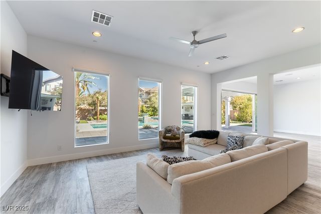 3458 West Agate Avenue, Las Vegas, NV 89139