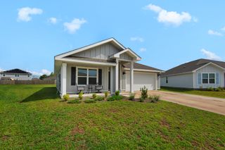 924 Sandbar Loop, Crestview, FL 32539