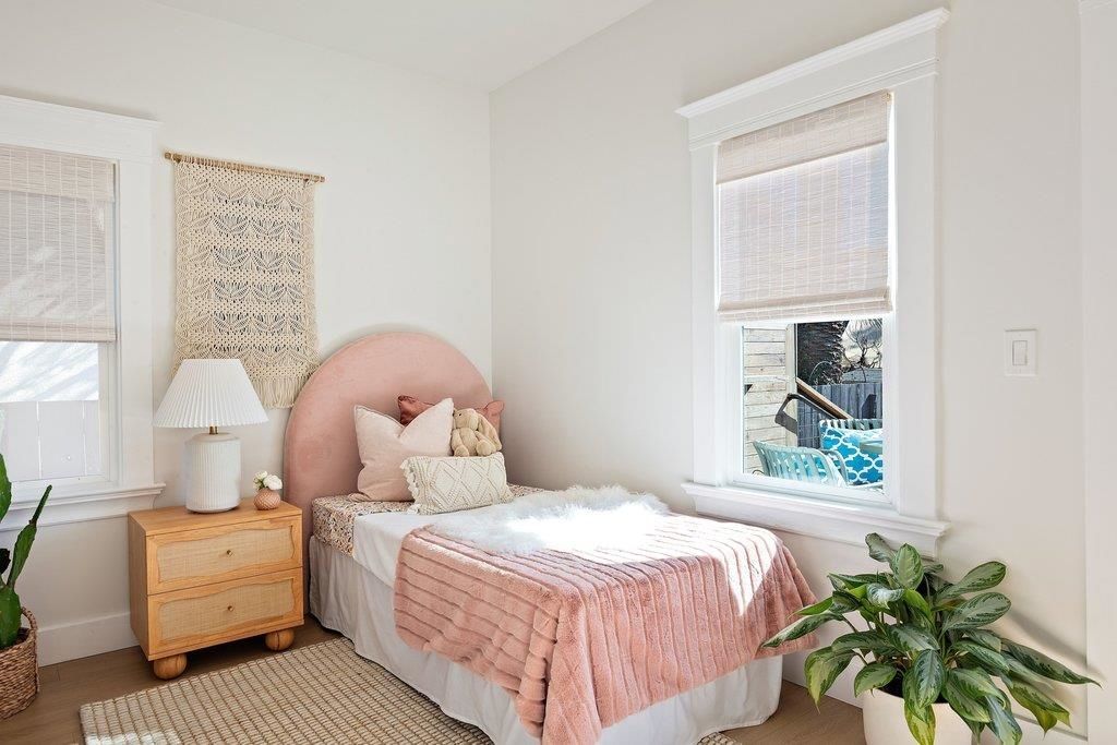 Image 25 of property listing at 1634 1634 Blake St, Berkeley, CA 94703