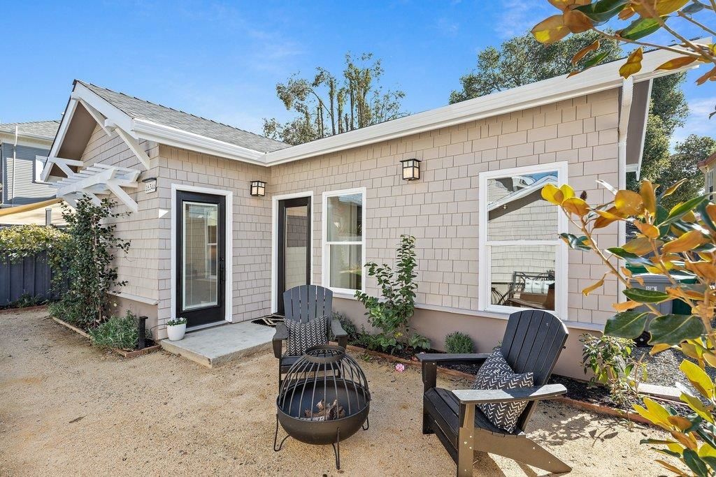 Image 37 of property listing at 1634 1634 Blake St, Berkeley, CA 94703
