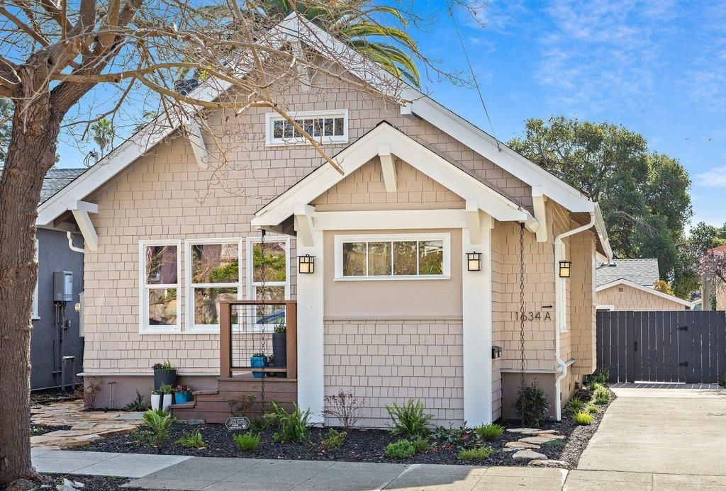 Image 51 of property listing at 1634 1634 Blake St, Berkeley, CA 94703