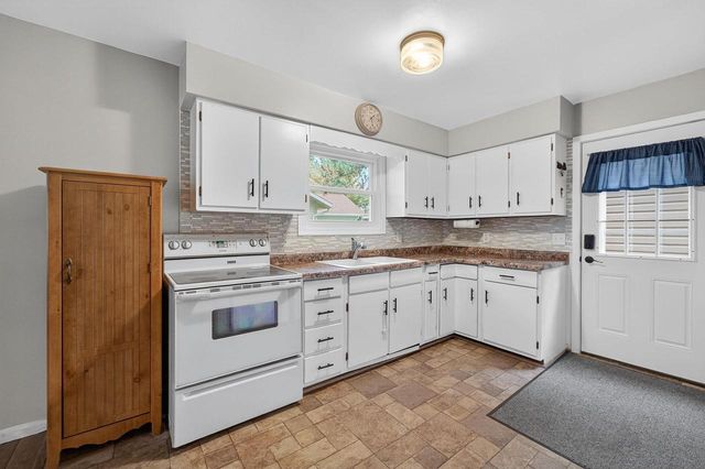 845 Kings Way, Nekoosa, WI 54457