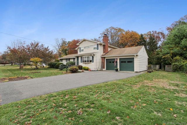 55 Grove Road, North Haven, CT 06473